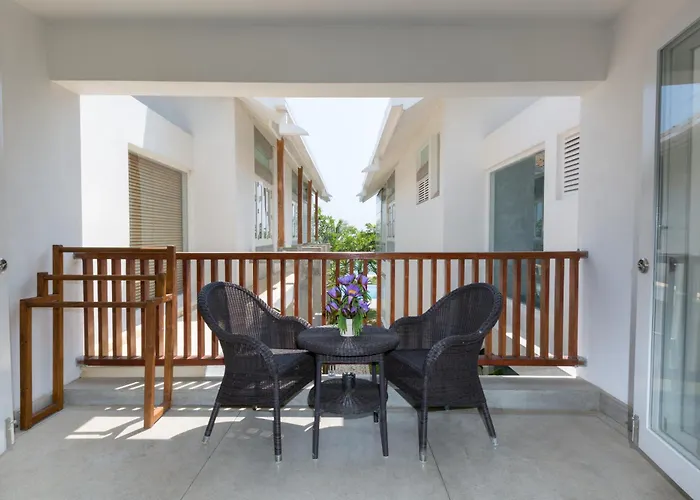 Sri Sharavi Beach Villas & Spa - With 43 Metre Saltwater Infinity Pool