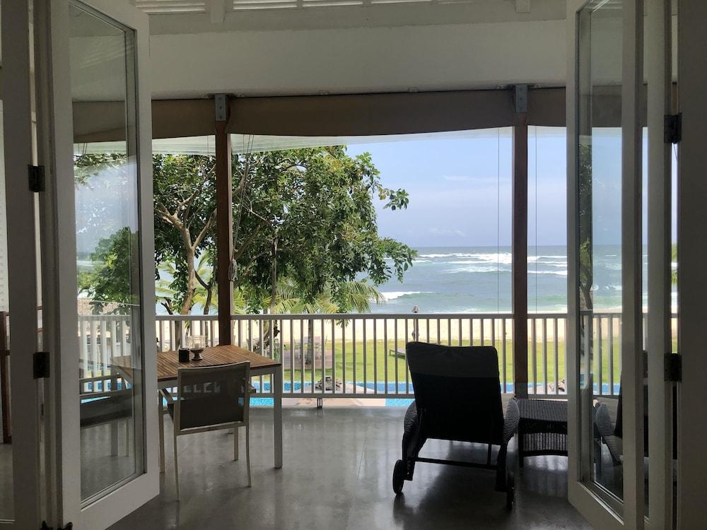 Sri Sharavi & - With 43 Metre Saltwater Infinity Pool Villa Mirissa